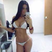 İlkadımda Bayan'ın Büyüleyici Işığında Kaybolun: Rüzgar